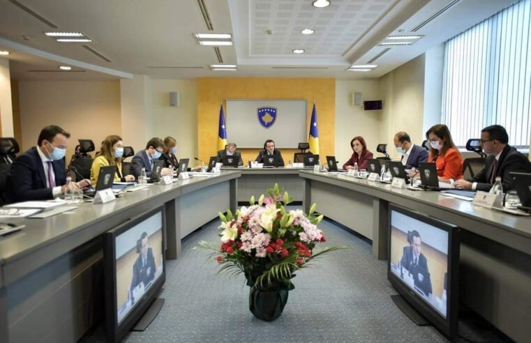 Miratohet projekt-rregullorja që regjistrimi i veturave të bëhet pa pasur nevojë të paguhet tatimi në pronë
