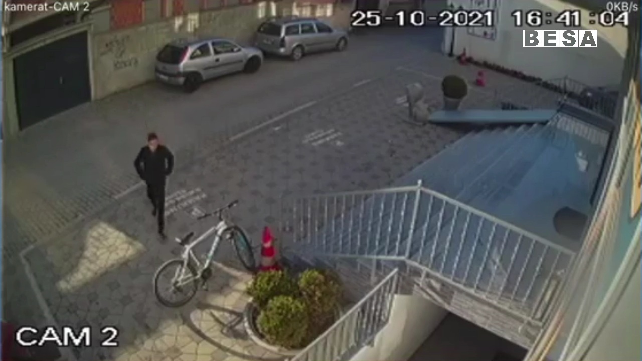 Hajnat e bicikllave në aksion, vidhet edhe një biqikletë në Prizren (VIDEO)