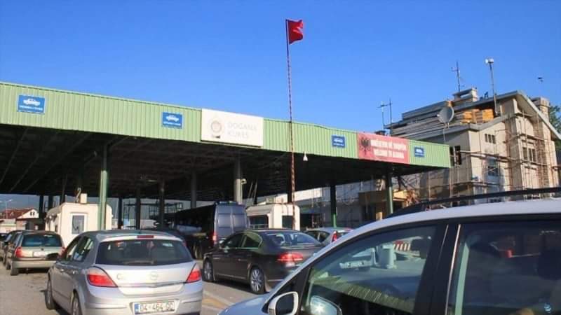 Dy qeveritë dakordohen që qarkullimi në kufirin Kosovë-Shqipëri të bëhet pa ndalesë
