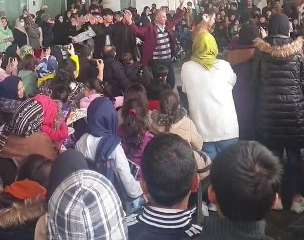 Afganët në Shqipëri festojnë 28 Nëntorin