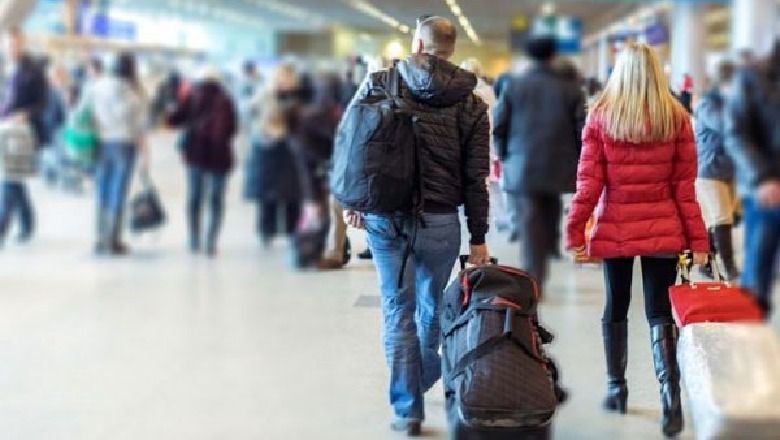 Ikja e të rinjve, 52% e lejeve të qëndrimit në BE në 2020 u dhanë për shqiptarët nën 19 vjeç