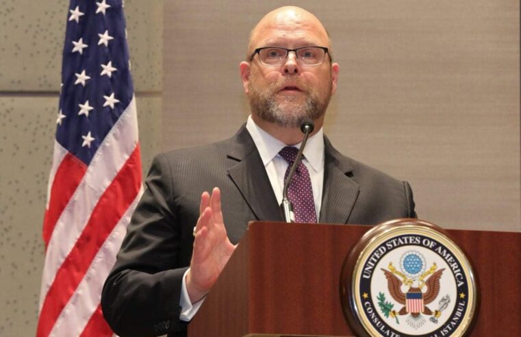 “Gjithmonë e dija se do të kthehem”, flet Hovenier pas konfirmimit si ambasador i SHBA-së në Kosovë