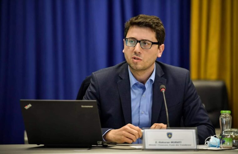 Murati: Që nga ky muaj paratë e pensioneve pritet të dalin në mes të muajit