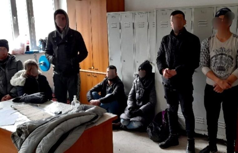 Në Vërmicë arrestohet 22 vjeçari, kapet duke kontrabanduar emigrantë nga Siria