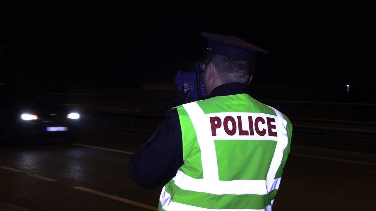 Voziti 121 km/h në zonë 40 km/h, gjobitet nga Policia 500 euro