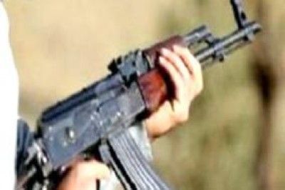 Serbi në Obiliq gjuan me AK-47 në mbështetje për rusët