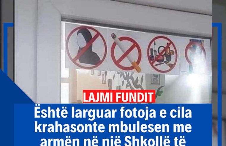 Lajmi fundit: Është larguar fotoja e cila krahasonte mbulesen me armën në një Shkollë të Gjakovës