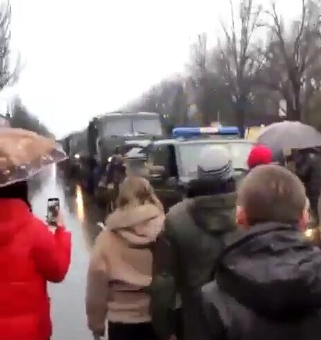 Putin nuk po lufton vetëm një ushtri në Ukrainë, shikoni pamjet (VIDEO)