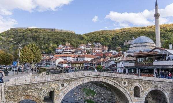 Zhduken tre djem të mitur në Prizren, rastin në Polici e denoncon nëna e tyre