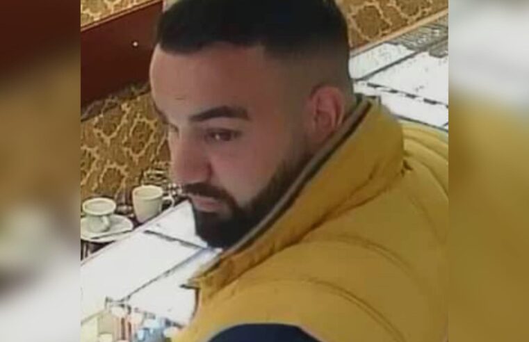 Nënë e bir vjedhin ari në një argjendari në Prizren, Policia i kap në Vushtrri