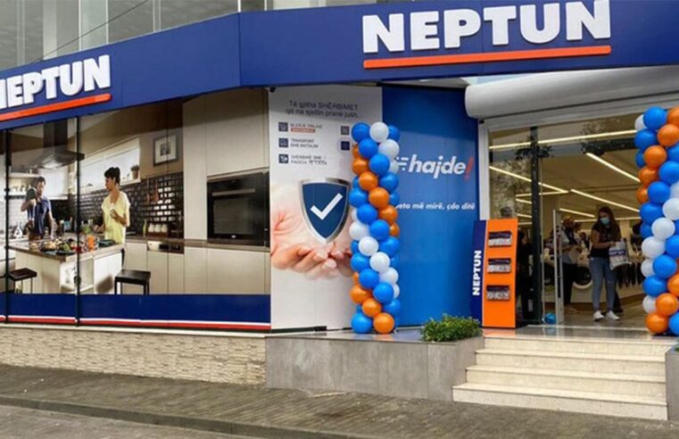Punëtori i Neptunit dyshohet se vodhi të dhënat e klientëve për të blerë kriptovaluta