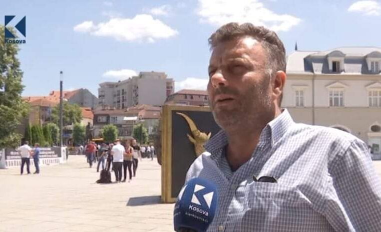 Veterani nga Prizreni: I numëroj në gishta në këtë protestë sa kanë luftuar me pushkë në dorë