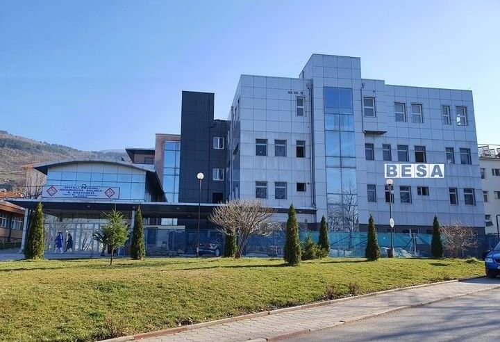 E mitura lind fëmijë nga bashkëjetesa me një 44-vjeçar në Prizren, Prokuroria nis hetimet