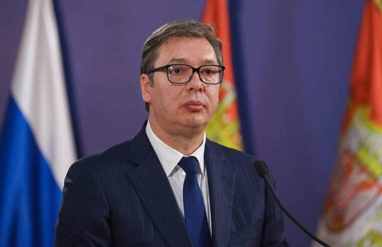 Dorëzohet Vuçiq: Vendimi për targat do të nisë së zbatuari më 1 shtator