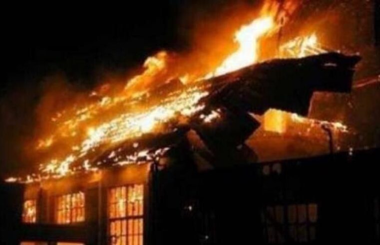 25 mijë euro dëm nga zjarri në një stallë tek Tranziti në Prizren