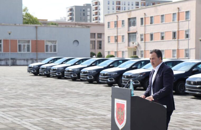 Turqia dhuron 40 automjete për ushtrinë shqiptare