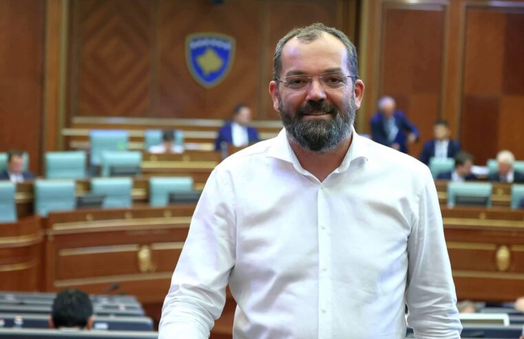 Deputeti i VV,së Agusholli kërkon të shpallet “non grata” deputeti fashist francez Nicolas Bay