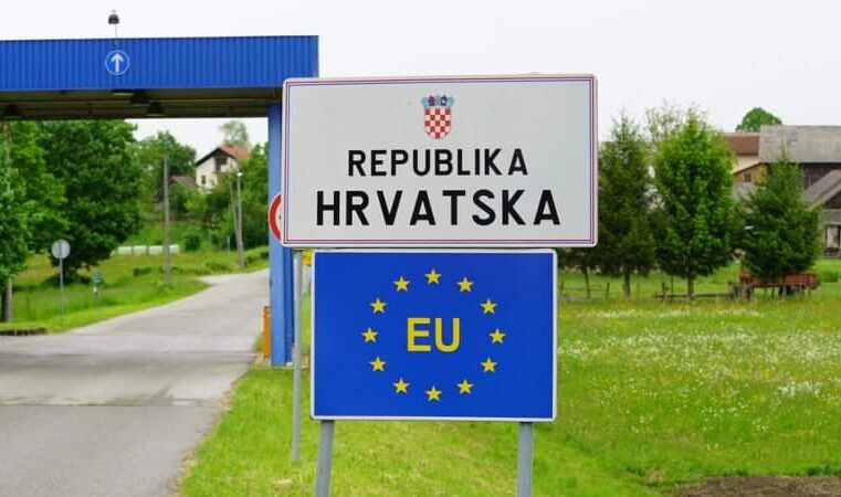 Kroacia pranohet në zonën Schengen