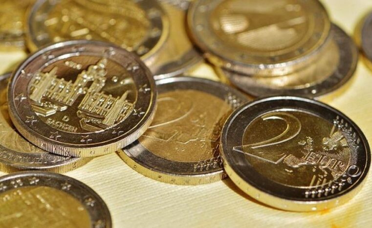 Sekuestrohen rreth 28 mijë euro monedha metalike, dyshohet të jenë të falsifikuara