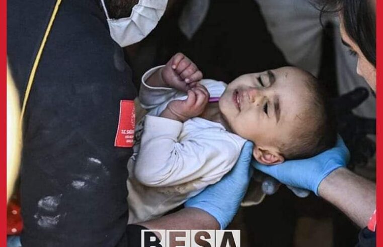 Vazhdojnë mrekullitë nga Turqia:Në Hatay, 133 orë pas tërmetit, 2-vjeçarja Aliye u shpëtua nga rrënojat.🤲