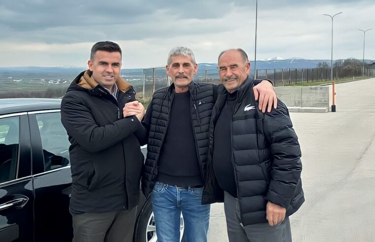 Lajmi fundit/Lirohet Naser Pajazitaj, avokati publikon foton