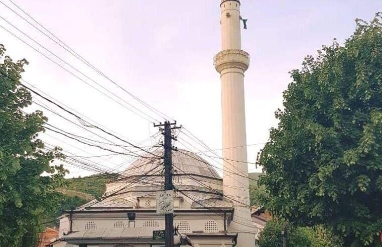 Hajnat thyejnë xhaminë “Sinan Katibi” në Prizren, vjedhin të gjitha paratë nga arka e bamirësisë