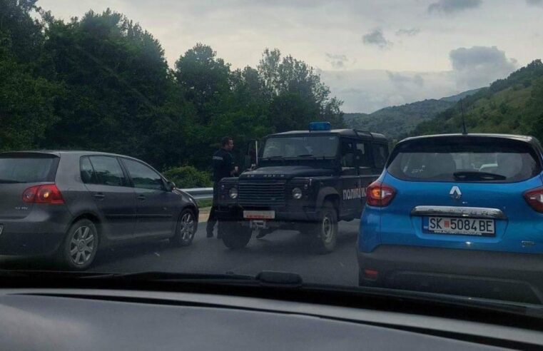 Vazhdojnë kërkimet për personat e pagjetur në makinën e përmbysur me targa Kosovare në lumin Lepenc