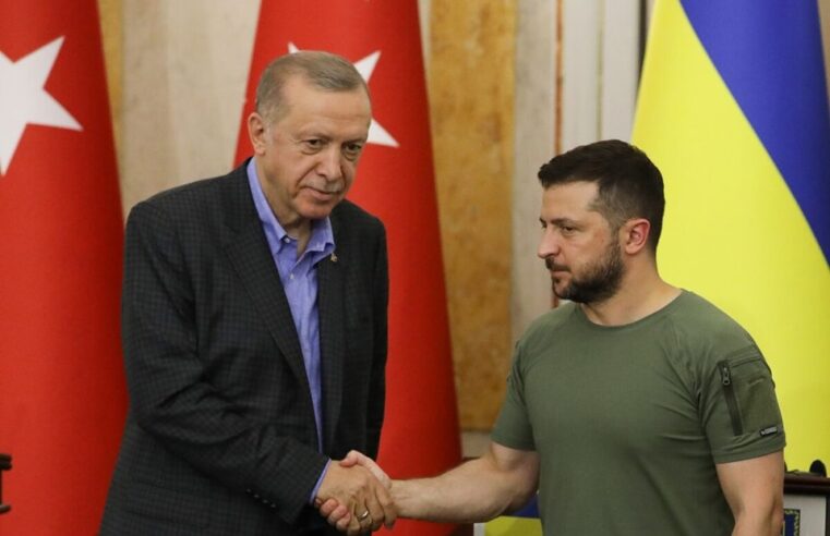 Zelensky dhe Erdogani takohen sot, pritet të flasin për marrëveshjen e grurit dhe shkëmbimin e të burgosurve