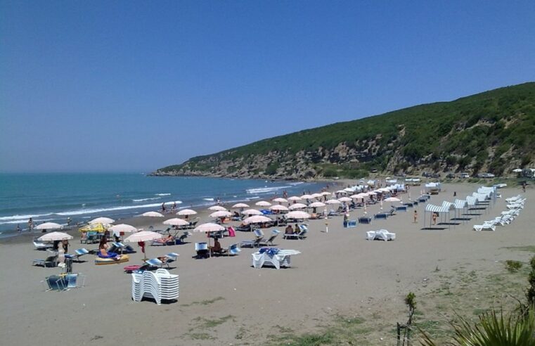 Tragjedi në Kavajë, mbyten në det babai dhe dy djemtë e tij të mitur