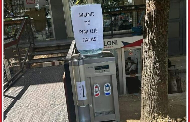 Gjest i mrekullueshëm: Dyqani në Prishtinë shërben ujë falas për të gjithë qytetarët që kalojnë pranë 👏