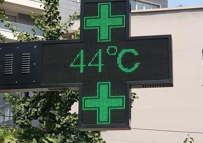 🔴 Termometri në Tiranë shënon 44 gradë celcius