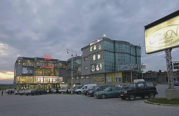 Vjedhje e rëndë në qendrën tregtare “A&N” në Prizren, hajnat vjedhin rreth 25 mijë euro