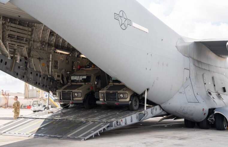 Mbërrijnë në Izrael dërgesa e automjeteve të reja të blinduara amerikane