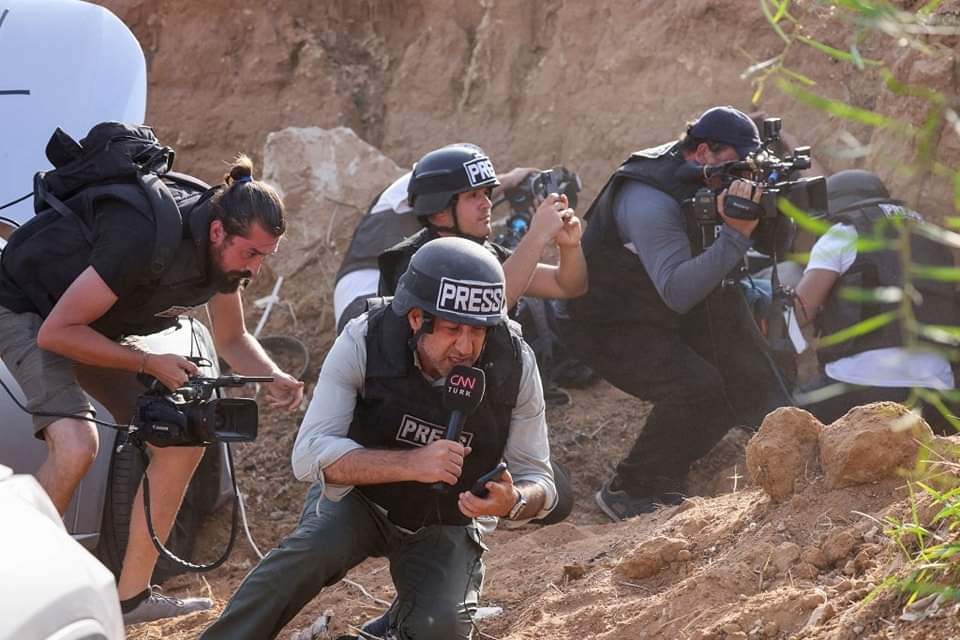 Gazetari palestinez vritet bashkë me 11 anëtarë të familjes së tij në Gaza