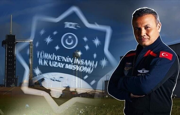 Astronauti i parë turk Alper Gezeravci u nis në hapësirë, duke shënuar një moment historik në përpjekjet e Turqisë për eksplorimin e hapësirës 🇹🇷🚀