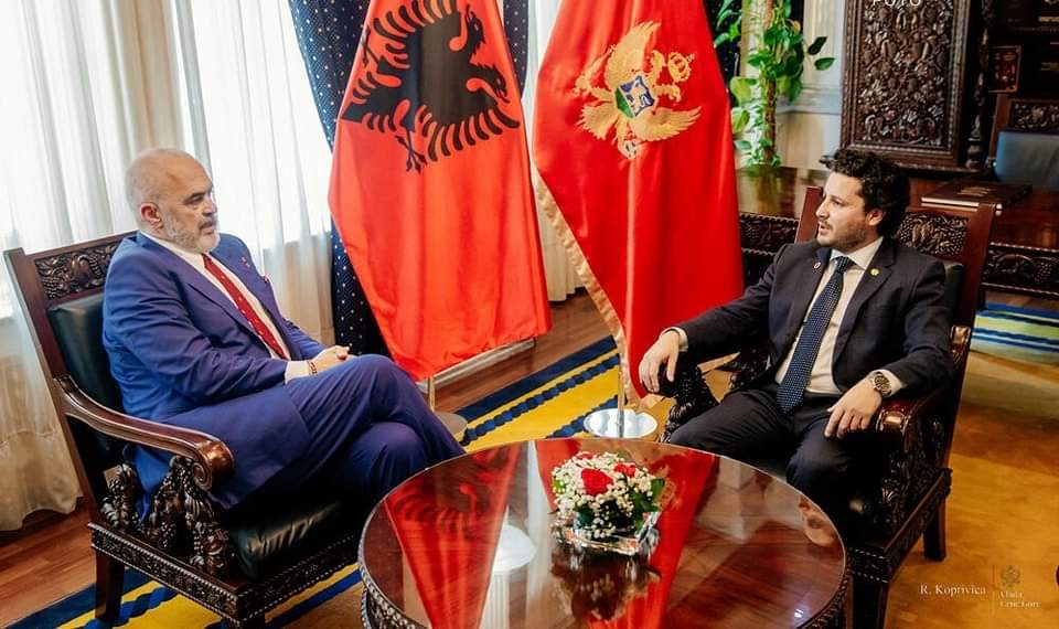 Abazoviq reagon pas deklaratës “fake” pro-serbe në Evropian: Unë jam tifoz i Shqipërisë,