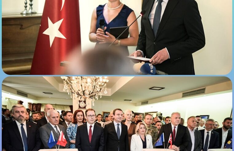 Kurti në shënimin e Ditës së Demokracisë dhe Unitetit Kombëtar të Turqisë: Jemi dy popuj miq, shtetet tona janë partnere dhe aleate 🇽🇰🇹🇷
