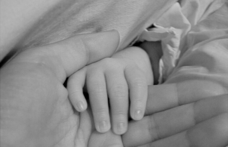 Apel për ndihmë | Dyvjeçares së diagnostikuar me tumor në veshkë i duhen 100 mijë euro për shërim